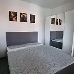 Apartment Apartments Zman Zman